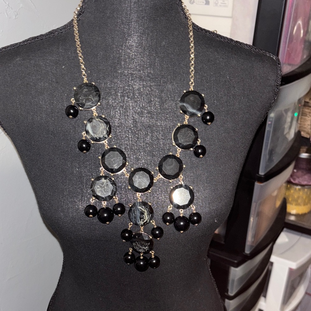 Elegant Black Statement Necklace
